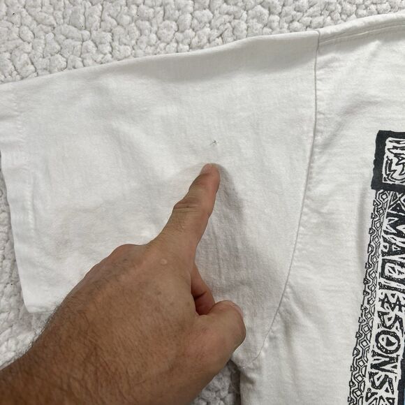 Vintage 90s Maui and Sons Shark Surf T-Shirt USA Made Big Graphic T-Shirt Sz L - Picture 9 of 12